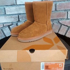 New Koolaburra size 5 boots